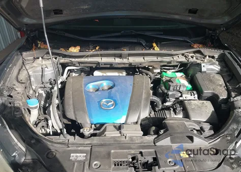 2013 Mazda Cx-5 Touring z USA, uszkodzony, nr VIN JM3KE2CE5D0151507